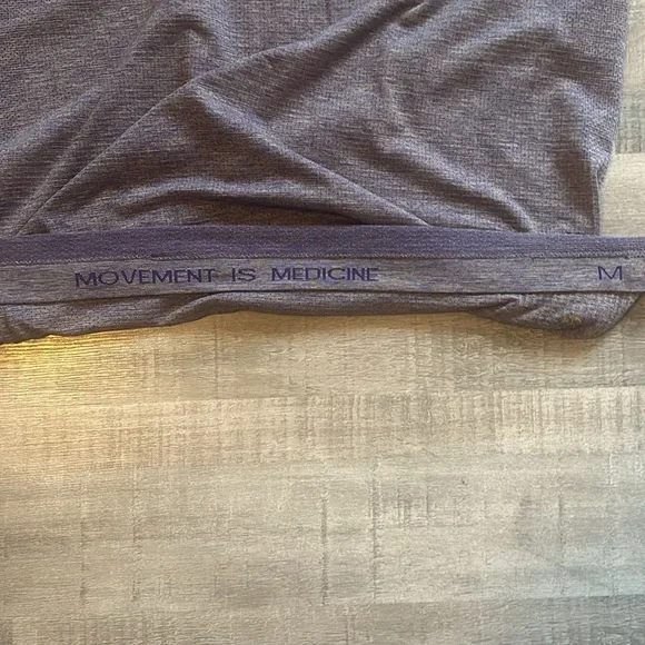 Purple Lululemon men’s shirt - Picture 3 of 3